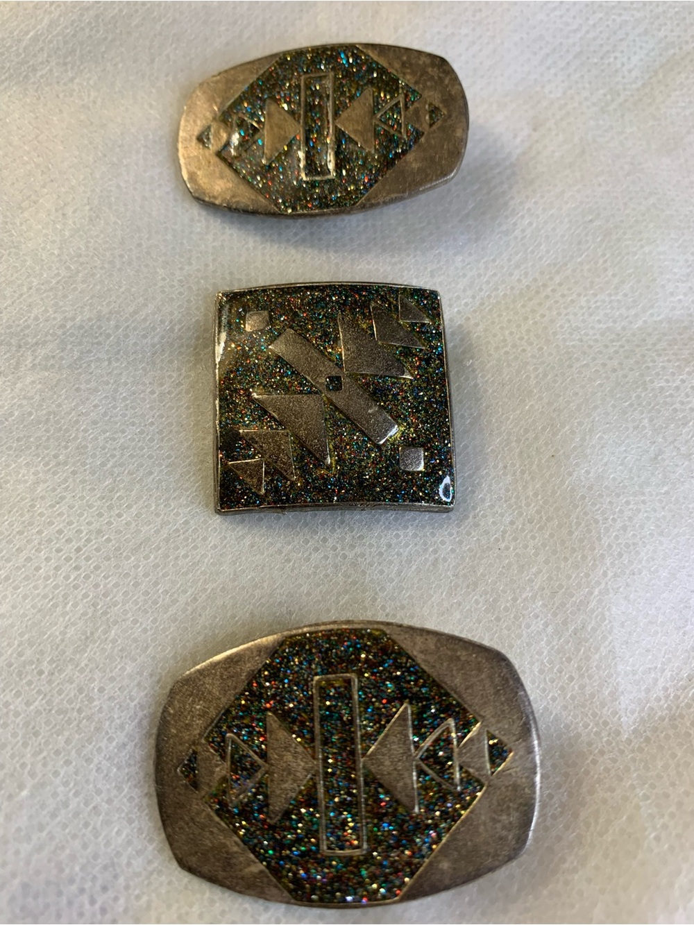 Men's Decorative Belt Conchos — Multicolor Metallic Inlay (Set of 3)